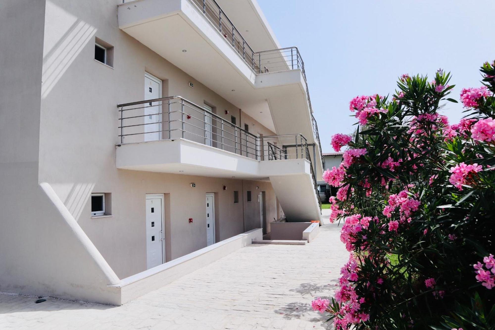 Hotel Sarti Beach Ngoại thất bức ảnh