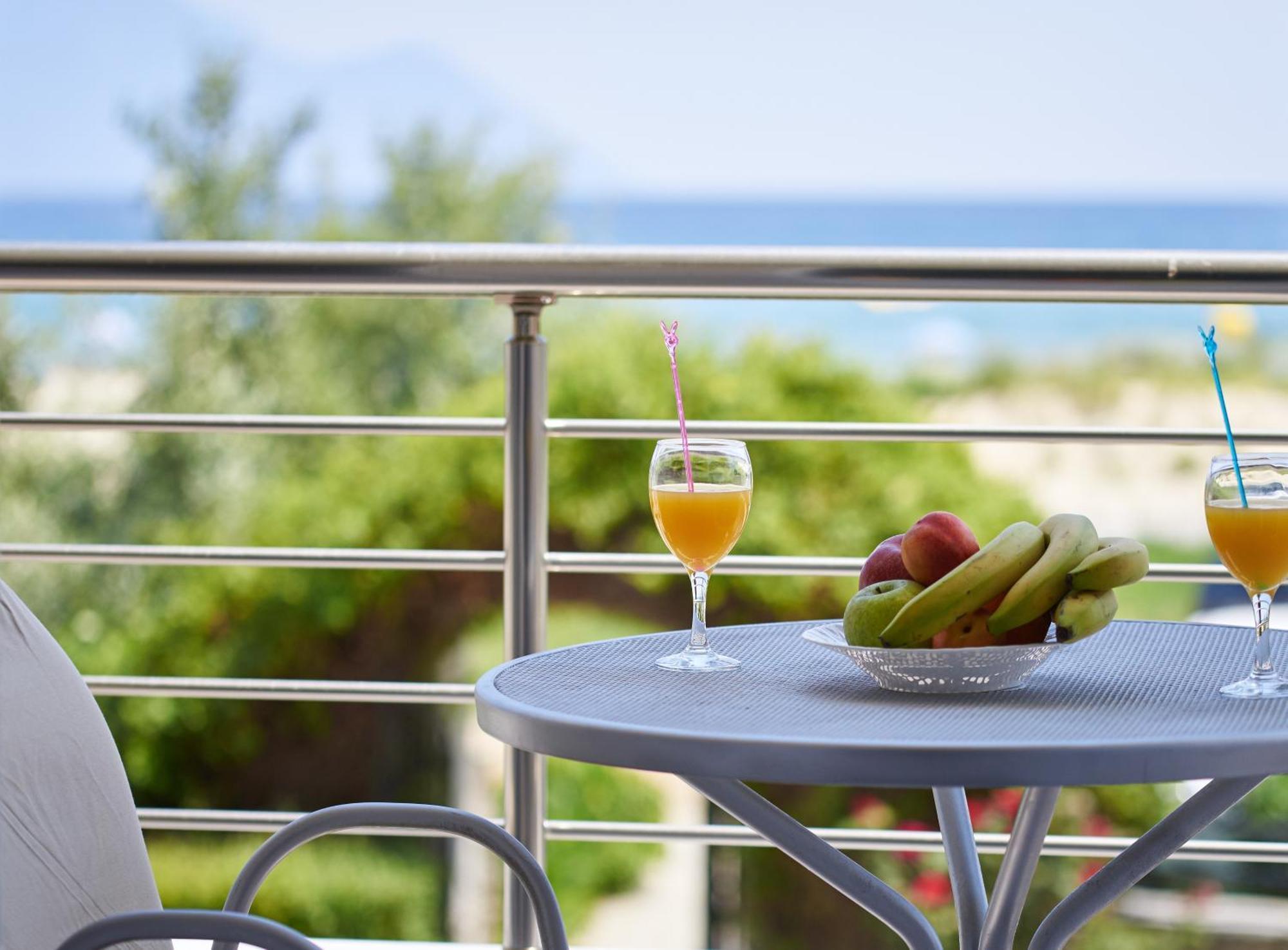 Hotel Sarti Beach Phòng bức ảnh