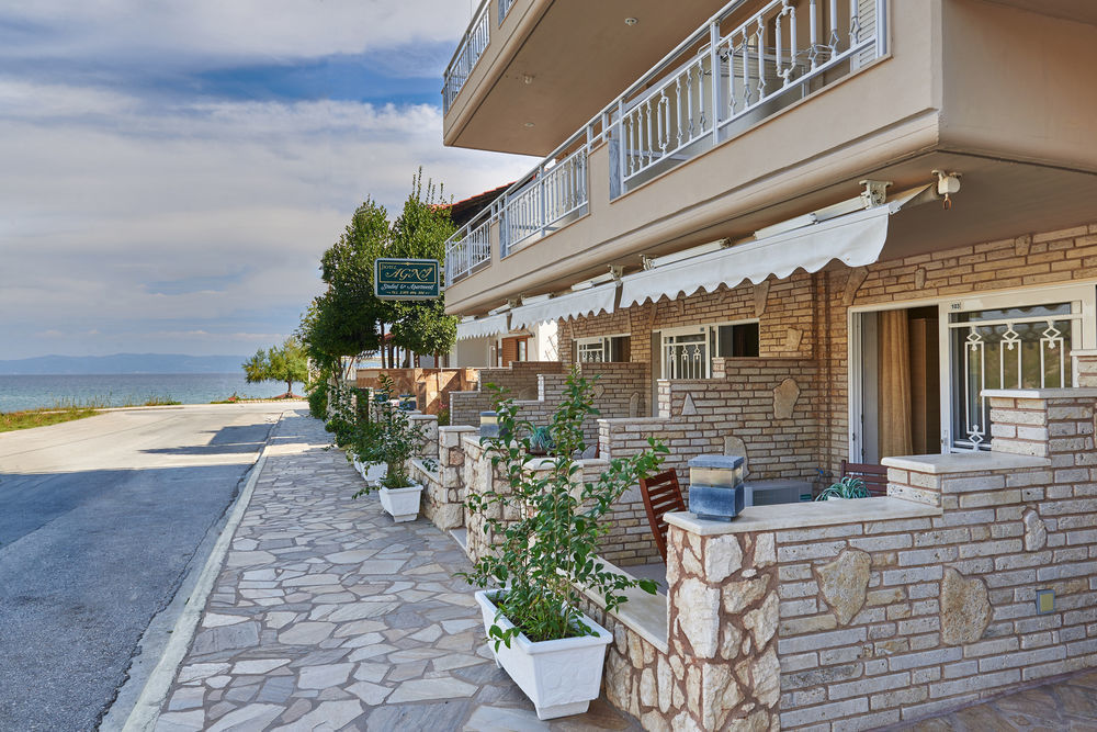 Hotel Sarti Beach Ngoại thất bức ảnh